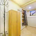 Location Old Town Choise Апартаменты *