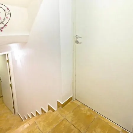 Апартаменти Location Old Town Choise Вільнюс